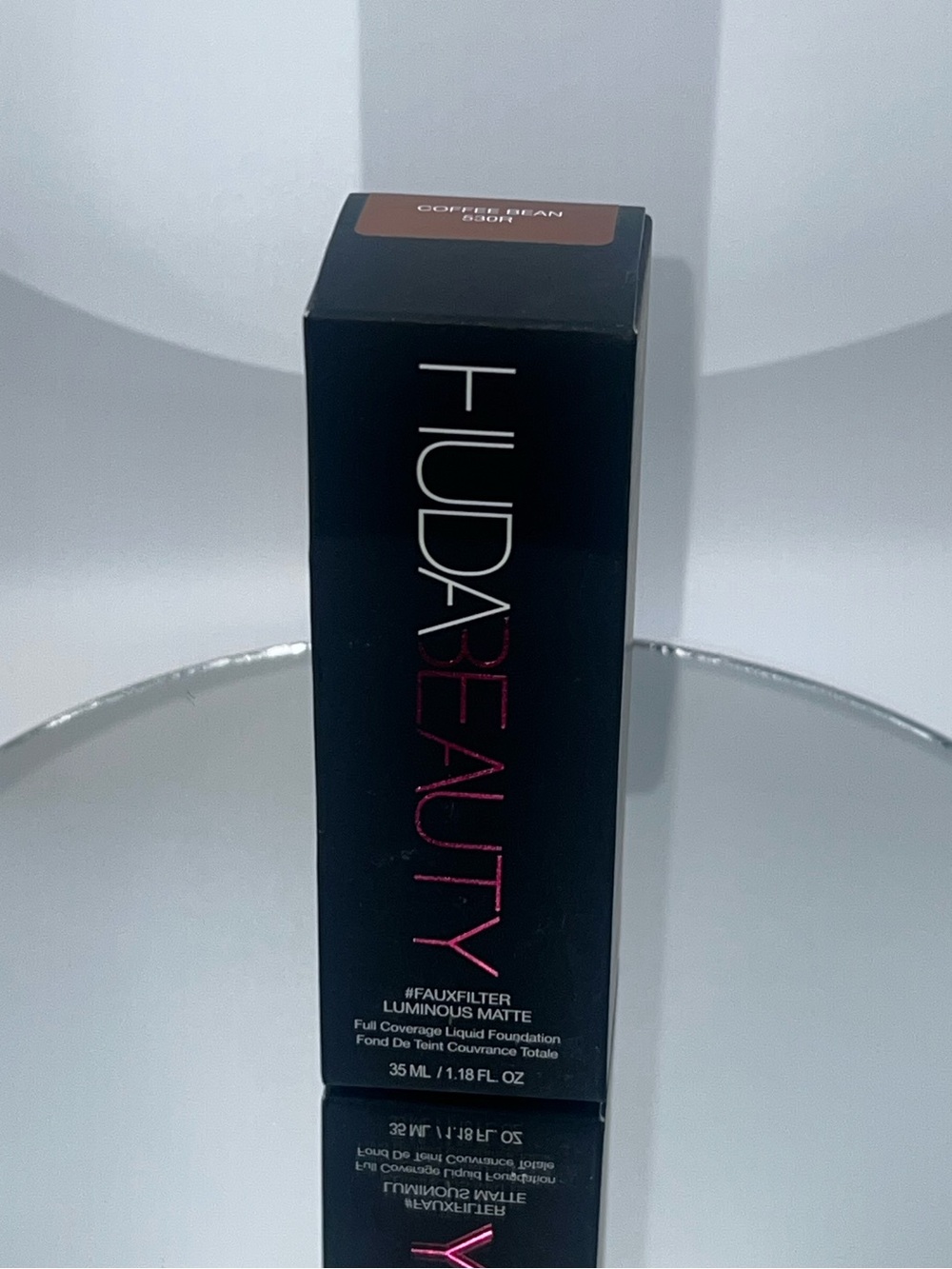 HUDA BEAUTY Faux Filter Luminous Matte Foundation — Coffee Bean 530R